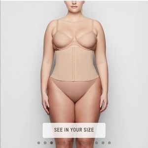 SKIMS Waist Trainer brand new OBO